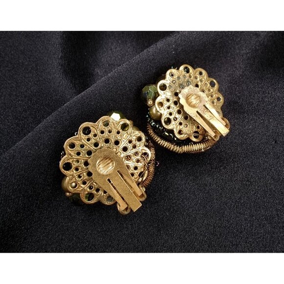 Vintage 1930s-1940s Miriam Haskell Unsigned Clip-On Earrings W/ Green & Gold - Picture 5 of 5